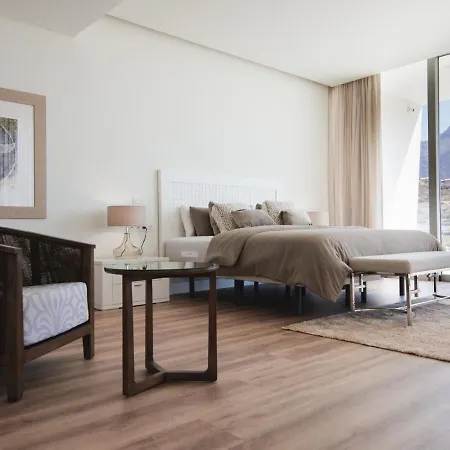 Вілла 95, Lujo Y Piscina Infinity Адехе