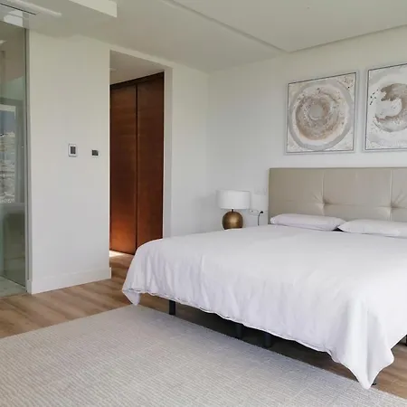 95, Lujo Y Piscina Infinity * Адехе