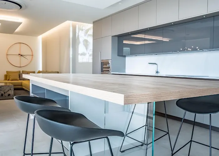 95, Lujo Y Piscina Infinity Адехе