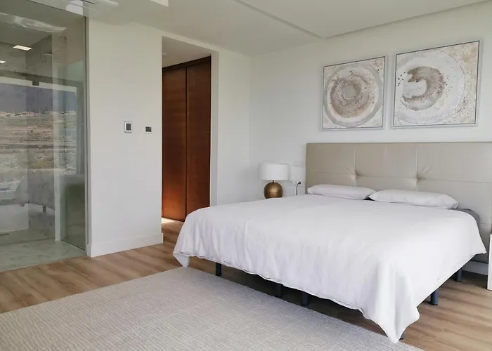 95, Lujo Y Piscina Infinity * Адехе