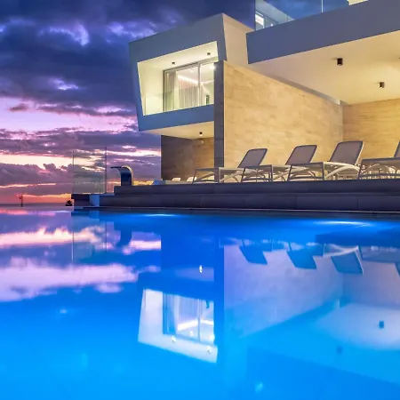 95, Lujo Y Piscina Infinity *