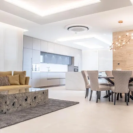 95, Lujo Y Piscina Infinity ヴィラ アデヘ