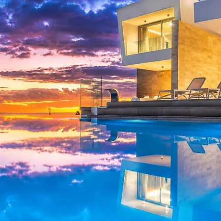 95, Lujo Y Piscina Infinity Villa *
